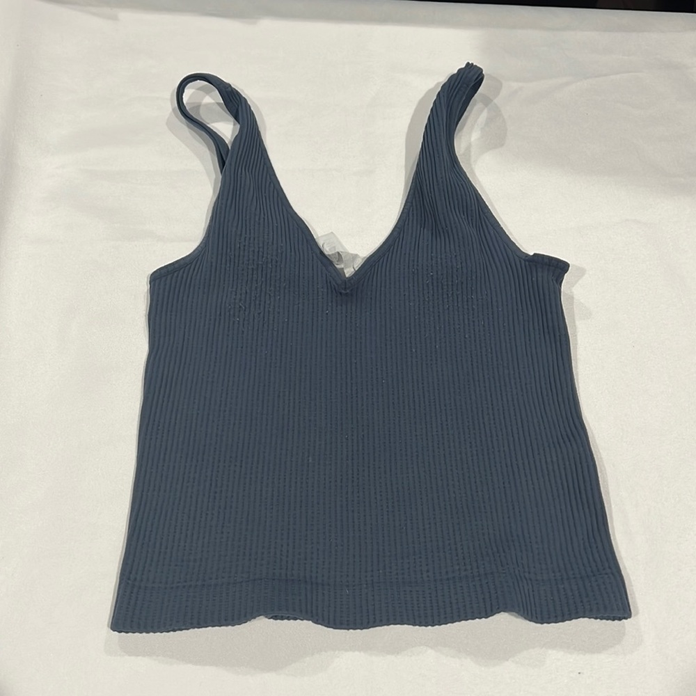 Nikibiki. Ribbed tank top. O/S.